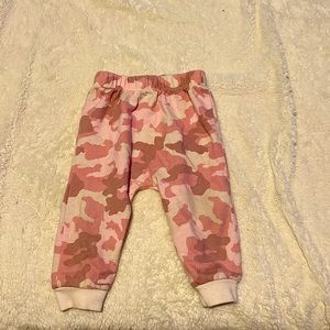 Pink/cream/mauve camoflouge pants